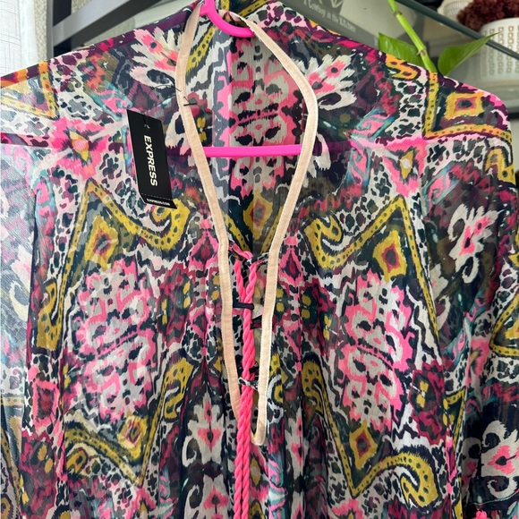 NWT Express multi color pinch cover up OS - Picture 3 of 10